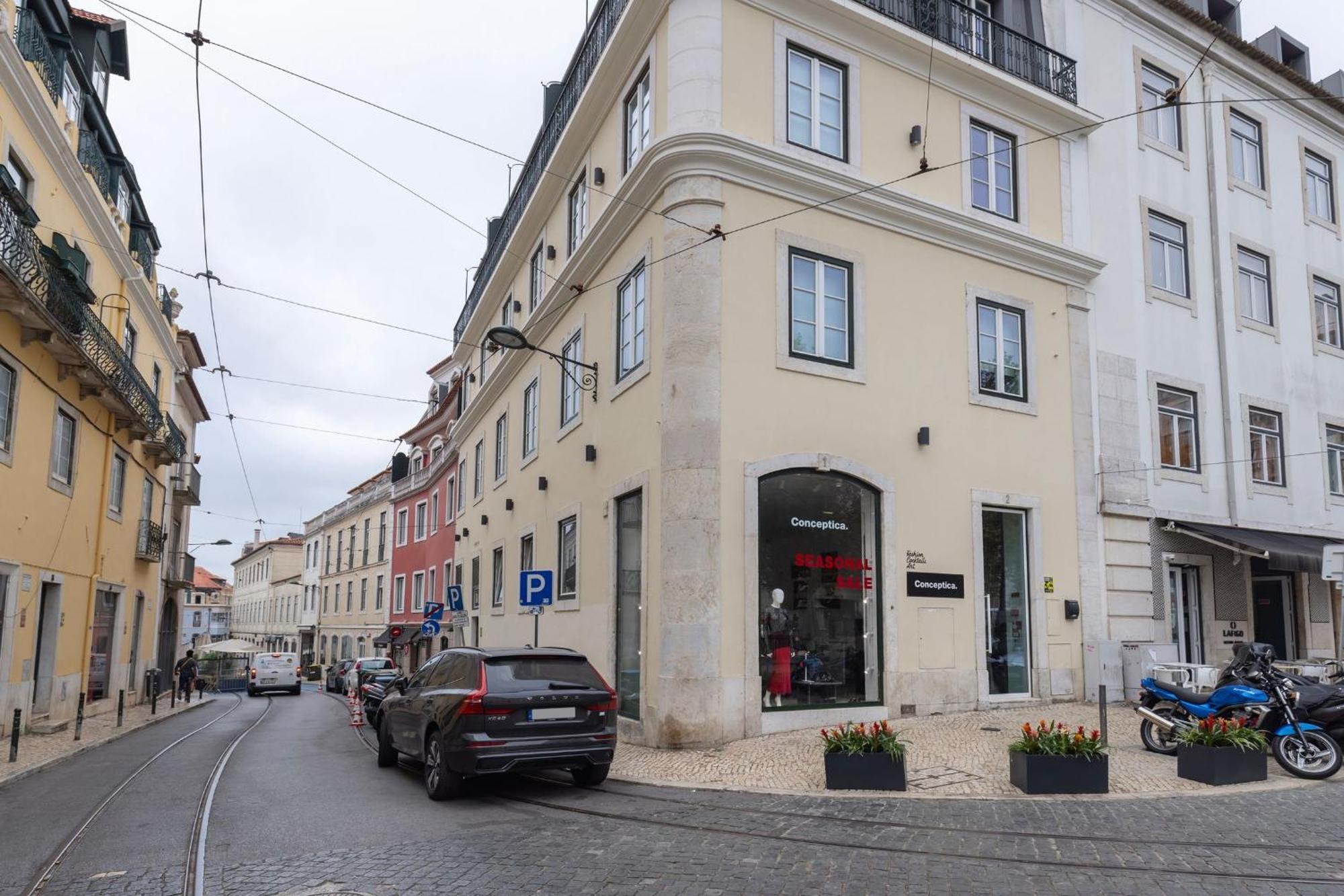 Chiado Center 1Bdr Flat By Lovelystay Lisboa Exterior foto